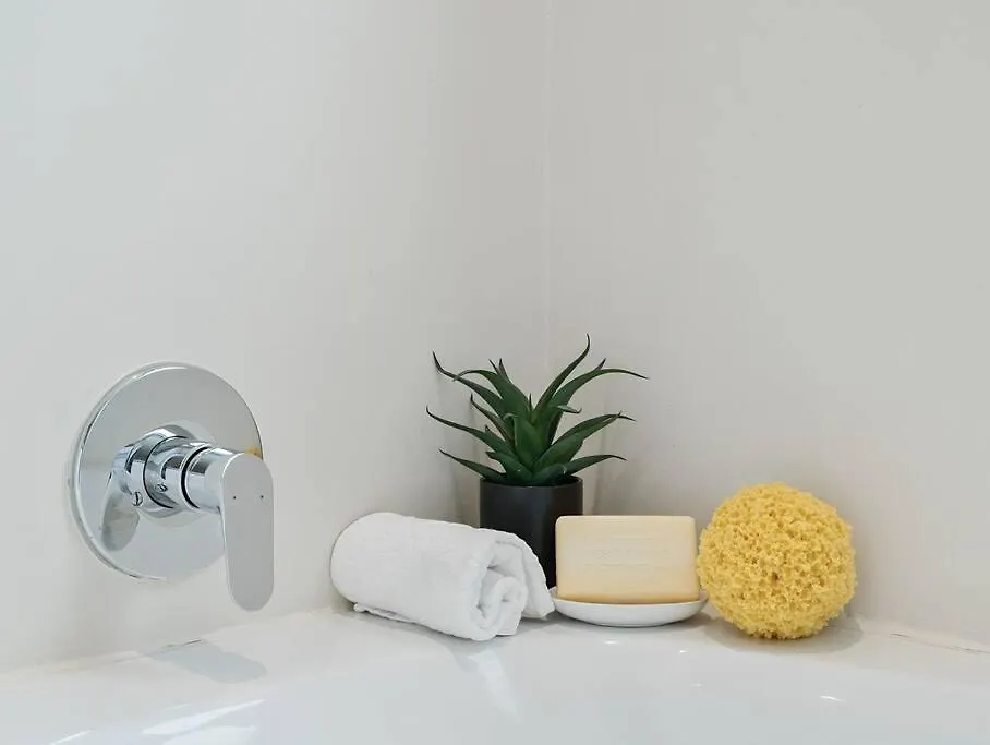 Apartment Stylish Green Point Getaway Cape Town