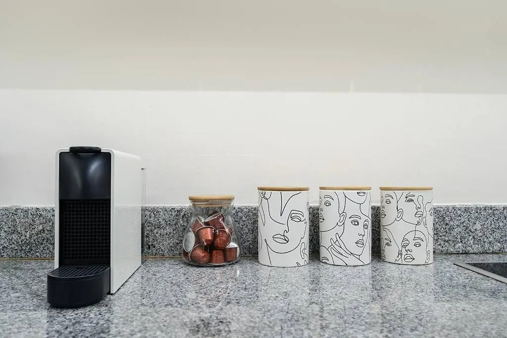 Apartment Stylish Green Point Getaway Cape Town