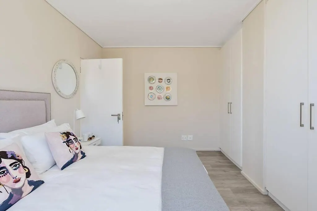 Stylish Green Point Getaway Cape Town 0*,  South Africa