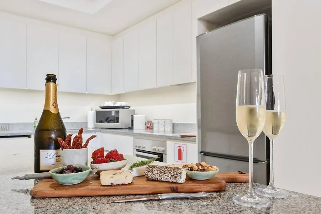 Stylish Green Point Getaway Cape Town 0*,