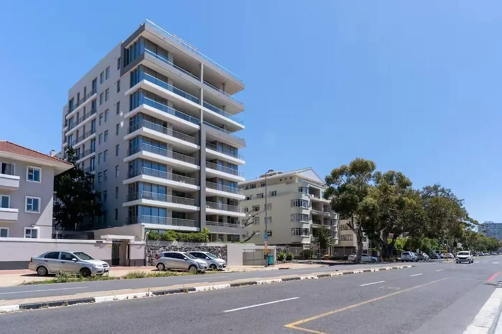 Stylish Green Point Getaway Cape Town Apartment