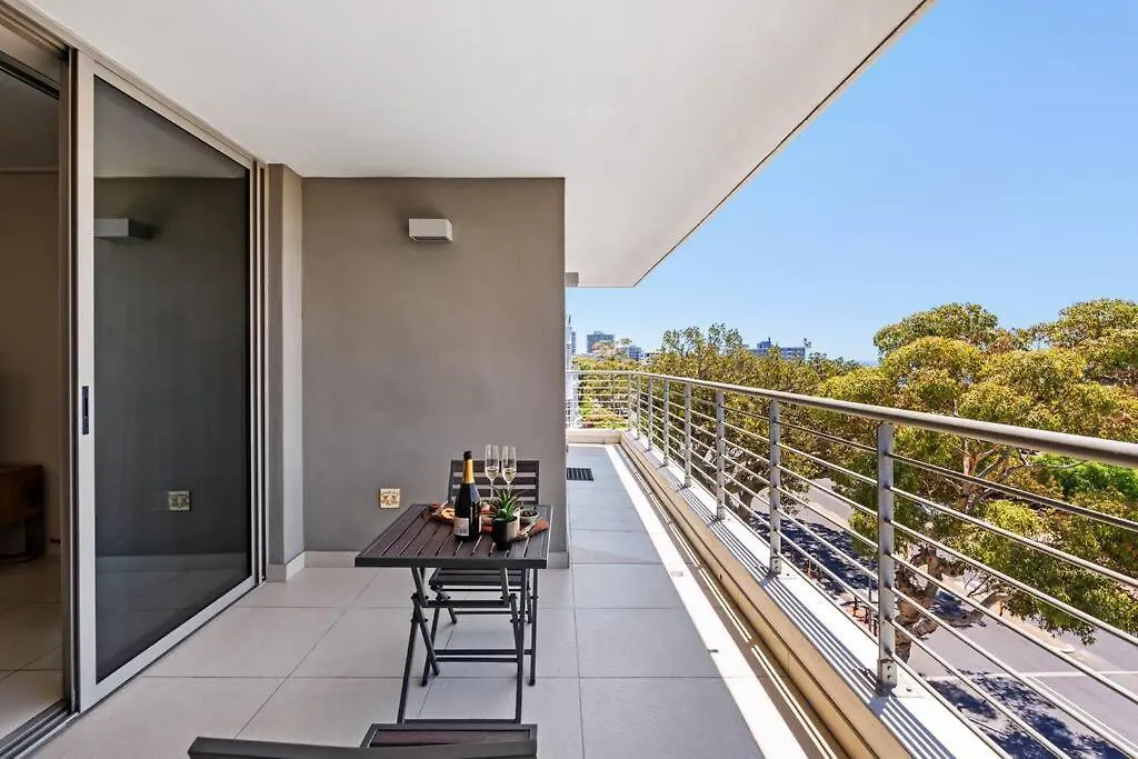 Stylish Green Point Getaway Cape Town